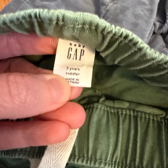 Bundle of Toddler Boy Pants and Jeans Size 3T - Picture 5 of 9